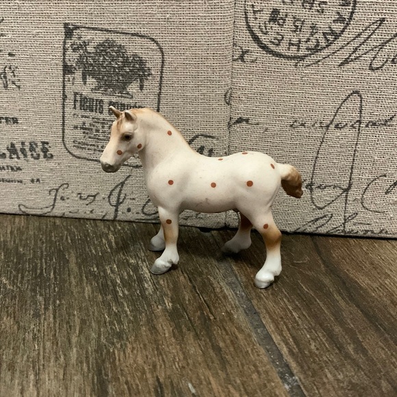 Other - A little play horse with a little mark on the stomach